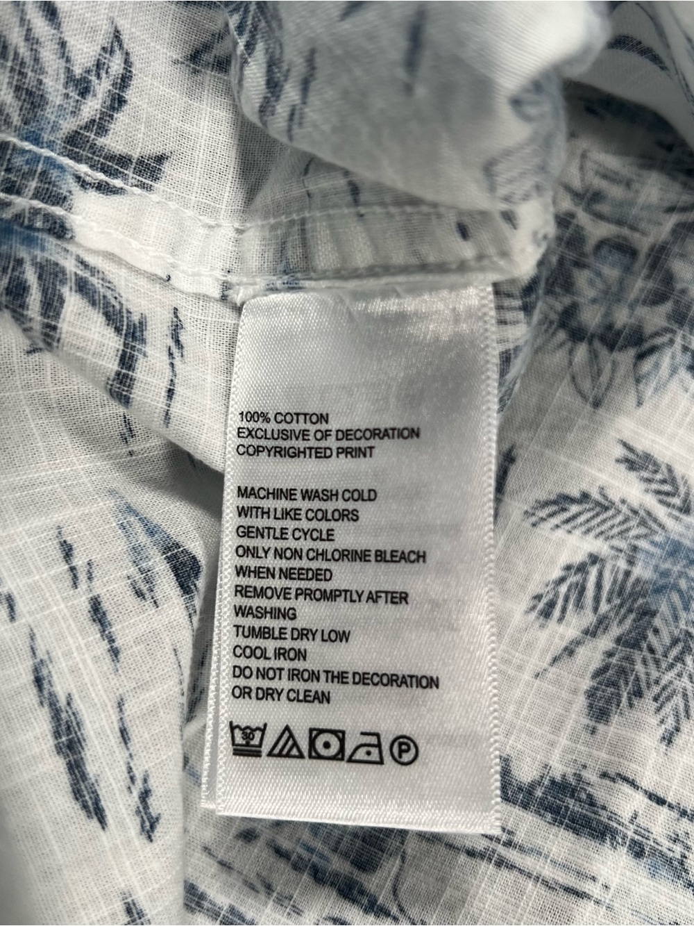 New Tommy Bahama Hawaiian Shirt All Over Print ST327522TX Men's M White Sailboat - Picture 7 of 7